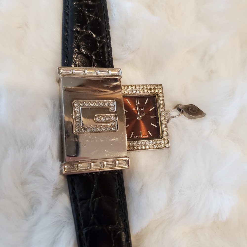 GUCCI Authentic women's Watch - Picture 4 of 8